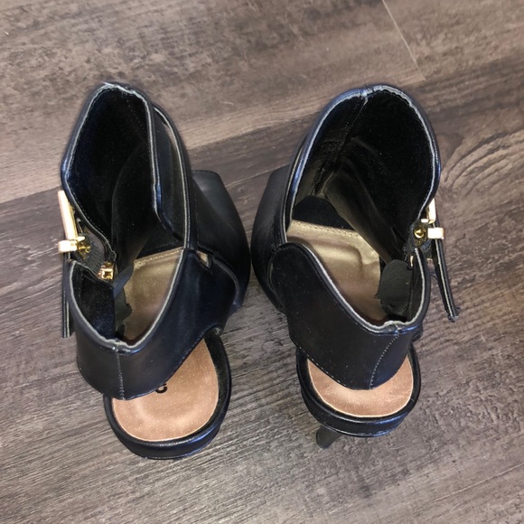 Black Charlotte Ruse Heels - Picture 3 of 4